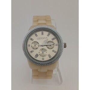 Geneva Watch Women 37mm Silver Case 7.75" Ivory Plastic Band- New Battery